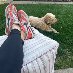 Meet your Posher, Ingrid